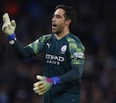 Bravo fue titular en cómoda victoria del City en la FA Cup