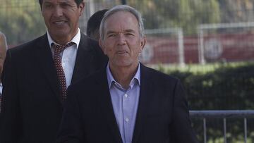 Santiago 16 abril 2018.
Gabriel Ruiz-Tagle llega Junta de directorio de Colo Colo.
Marcelo Hernandez/Photosport