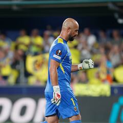 Aprobados y suspensos del Villarreal: un baile más con Reina