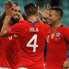 "Sería lindo que la Roja juegue Eliminatorias en una región"
