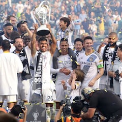 Los únicos tres equipos bicampeones en la historia de la MLS