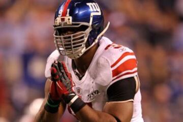 El liniero defensivo Justin Tuck, es otro de los que anunci¨® su retiro para esta temporada. Termin¨® con 66.5 capturas.