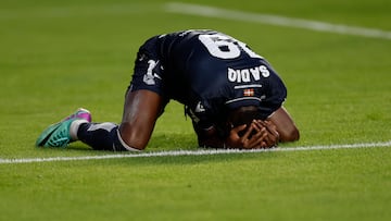 Real Sociedad's Nigerian forward #19 Umar Sadiq reacts during the Spanish league football match between Rayo Vallecano de Madrid and Real Sociedad at the Vallecas stadium in Madrid on October 29, 2023. (Photo by OSCAR DEL POZO / AFP)