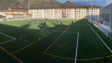 Entrenamiento del Eibar en el anexo de Ipurua