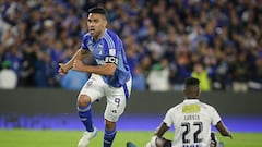 Falcao critica canchas del FPC: “Parece que estás jugando en la arena”