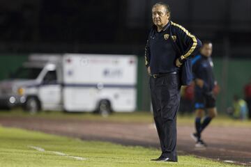 El estratega de 67 años, pasó por el banquillo de Pumas y tras cuatro derrota consecutivas dejó a los universitarios en 2014.