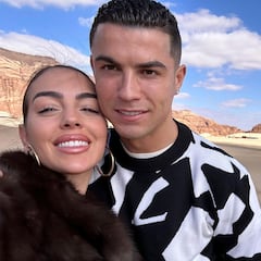 Las lujosas vacaciones de Georgina y Cristiano en el desierto de Arabia Saudí