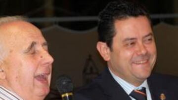 La peña Tomás Roncero Alameda de Osuna cumple un año