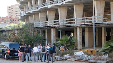 Representantes de la RFEF, FEF, Generalitat, Ayuntamiento y Valencia en la obra del Nuevo Mestalla.