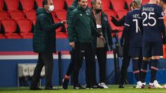 Las imágenes de la suspensión del PSG-Basaksehir