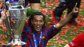 Champions League (Barcelona 2006) y Campeón del Mundo con Brasil en 2002