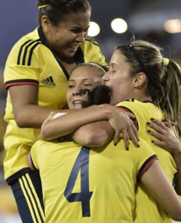 Colombia se impuso 1-0 ante las locales con gol de Diana Ospina.