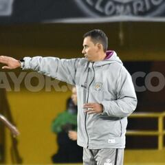 Jaguares confirma renuncia de Grigori Méndez y anuncia a Márquez