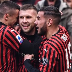 Rebic luce y Theo ya es un ídolo