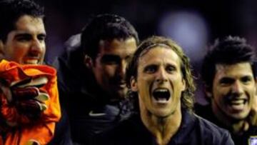 Los jugadores rojiblancos, celebrando la victoria