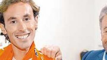 <b>ADAPTACIÓN. </b>El revés saltarín de Ferrero, adaptado a la hierba.