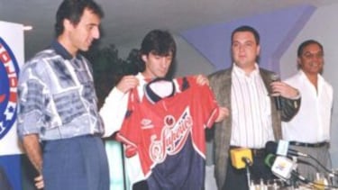 Dani Alves and other former Barcelona players that played in the Liga MX