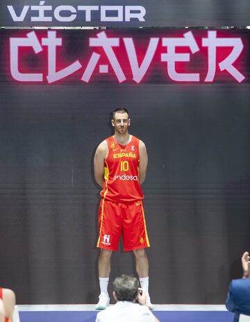 Víctor Claver.