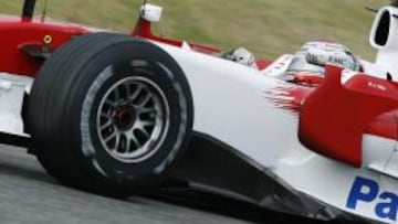 <b>POLÉMICA.</b> La escudería Toyota ha descartado que vaya a retirarse en dos años si el equipo no consigue mejores resultados.