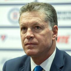 Peláez, cuando fue abanderado: “Me sentí más cerca de mi sueño”