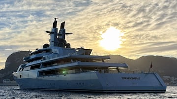 Sergey Brin’s 465-foot “Dragonfly” has docked in Málaga, drawing global attention for an energy appetite that rivals an entire U.S. neighborhood.