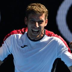 Un gran Carreño resiste los 40 aces y 74 ganadores de Muller