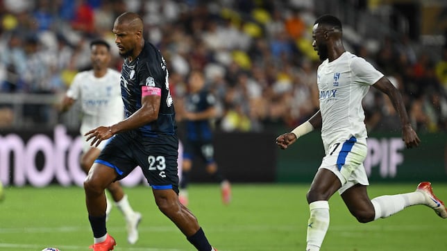 Salomón Rondón se despide de Pachuca y será el segundo refuerzo del Oviedo