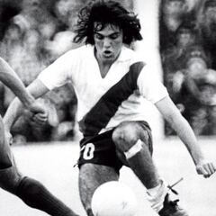 Sabella y River, una historia en breves capítulos