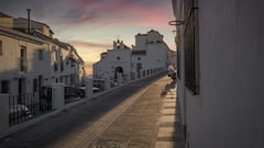 Swedish woman returns home to southern Spain to find out about scam: $345,000 lost and a hospital visit