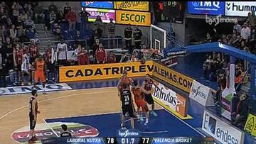 Un alley-oop in extremis de Doellman tumba al Baskonia