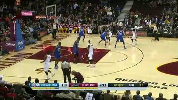 Miles anota 10 triples y dirige el triunfo de los Cleveland Cavs