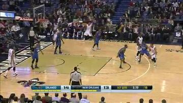 Davis logra un doble-doble y los Pelicans ganan el partido