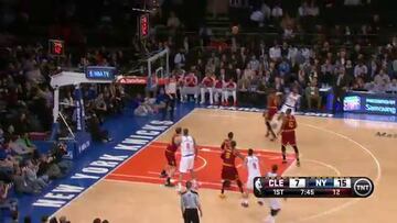 Anthony y Hardaway lideraron el gran triunfo de los Knicks