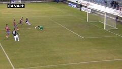 Julio marca y Biel para