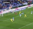 Los goles de Santa Cruz y Darder dan al Málaga la salvación virtual