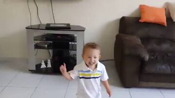 La 'locura' de un niño de tres años con el pase de Costa Rica
