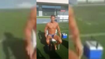 ¡La afición del Livonia Eagles se mojó en cadena por la ELA!