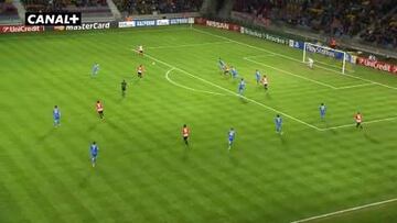 El Athletic cae ante el 'm¨¢s d¨¦bil' del grupo y se complica