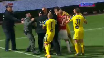 Se suspende el derbi de Tel Aviv por agresiones a jugadores