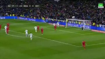 James marca el primero en el duelo frente al Sevilla