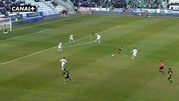 Un mal arbitraje priva al Betis de ganar en el Carlos Belmonte