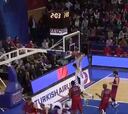 El Chacho y su alley-oop sin mirar se cuelan en el Top-10