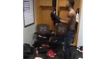 A Butler no le dejan poner a Taylor Swift en el vestuario