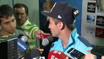 De la mano de Pulgar, la UC golea y se mantiene en la lucha