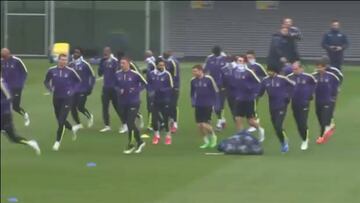 Manuel Pellegrini defiende al City: “No somos un desastre”