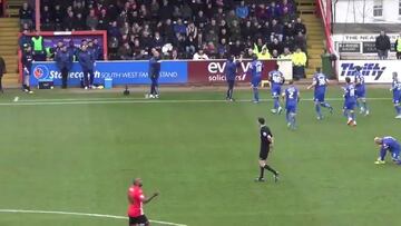 El jugador más gordo del mundo marca golazo