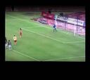 Ahora sí: El "Loco" Abreu marcó su primer gol por el Aucas