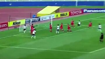 ¡Golazo olímpico y al ángulo en la Champions asiática!