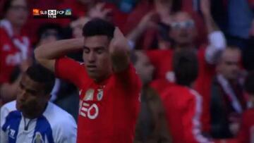 Benfica y Oporto empatan sin goles y el título, aún por decidir