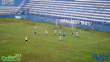 Espectacular gol de chilena en la Segunda División